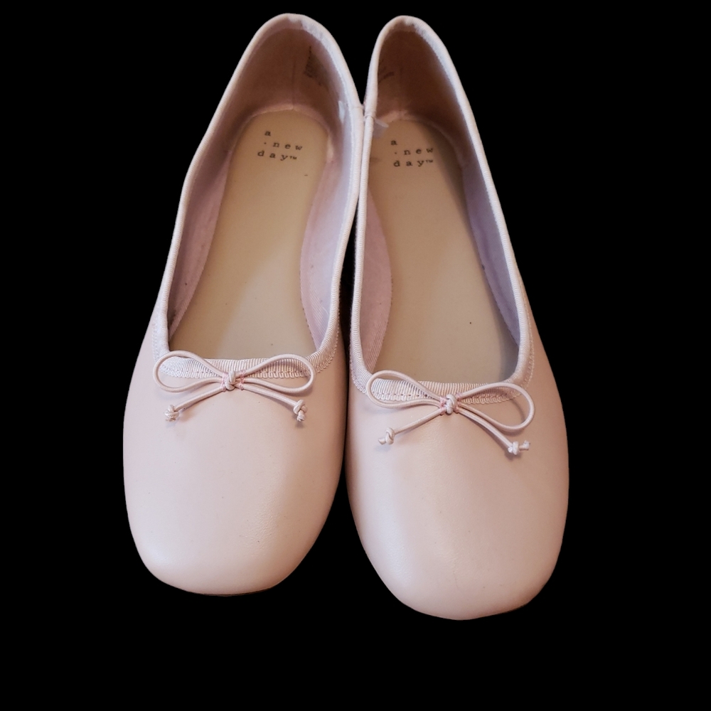 A New Day Ballet Flats in Ballet Pink Size 8
